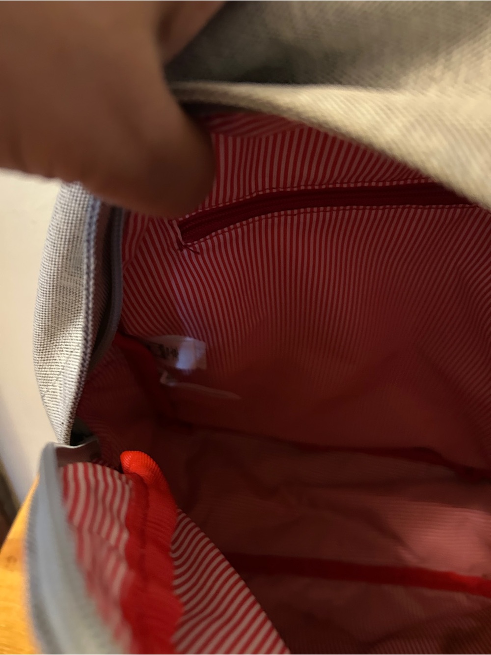Herschel Supply Company mini Light Gray Daypack with Leather Accents - Picture 5 of 7